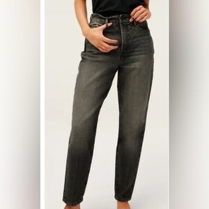 GOOD AMERICAN “GOOD MOM” Jeans size 6